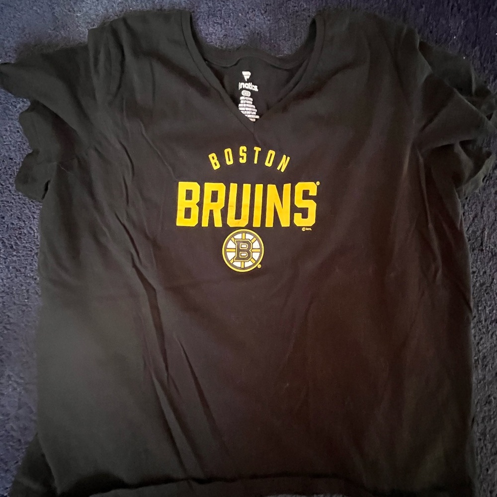 Women’s Bruins tee - Picture 1 of 2